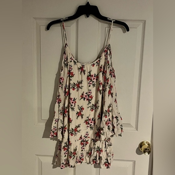 Altar'd State Tops - Altar'd State Cold Shoulder Floral Top 3/4 Sleeve Tunic Scoop Neck Cream Sz L